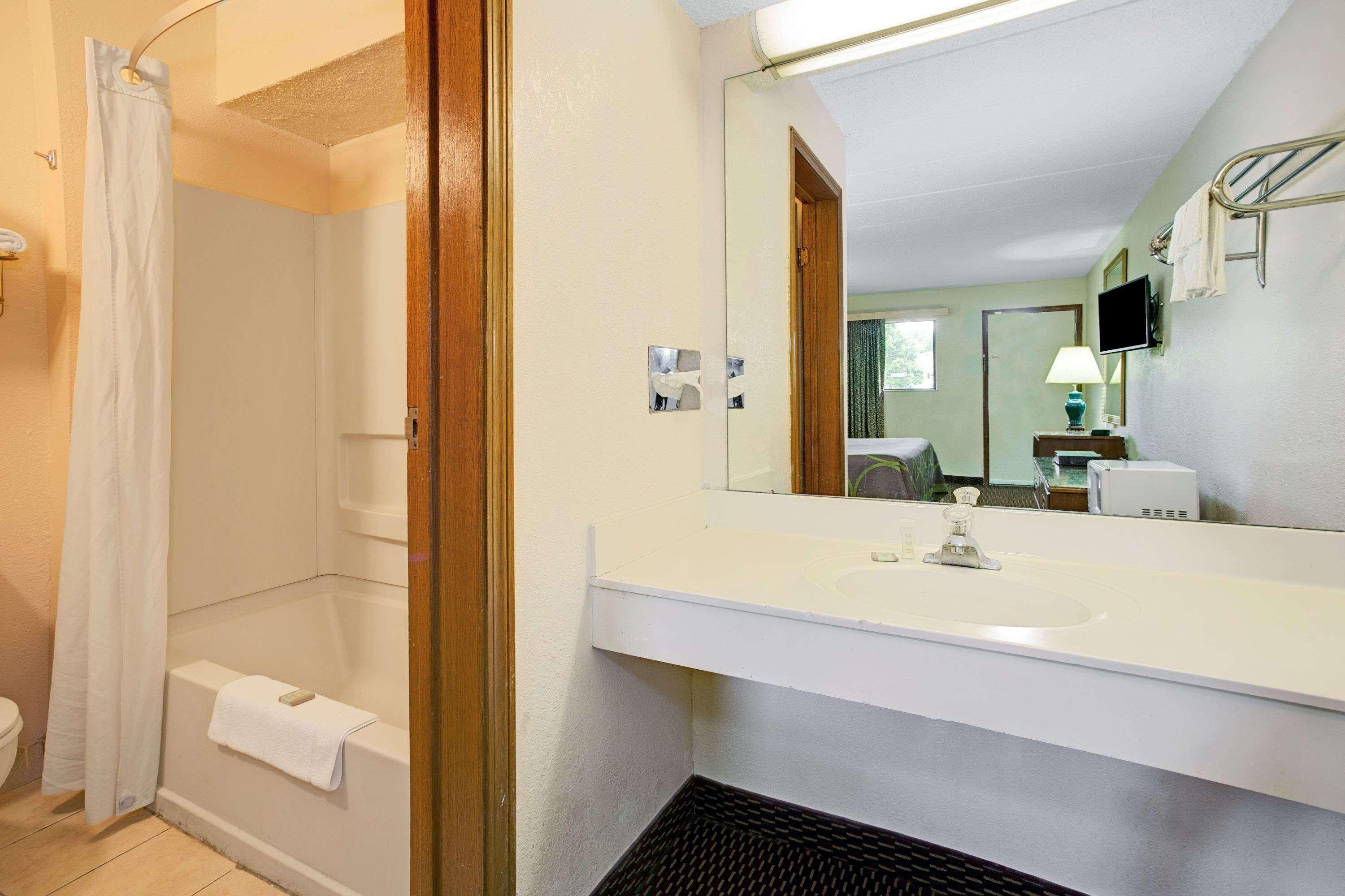 Super 8 By Wyndham Fort Mitchell Cincinnati Area Εξωτερικό φωτογραφία
