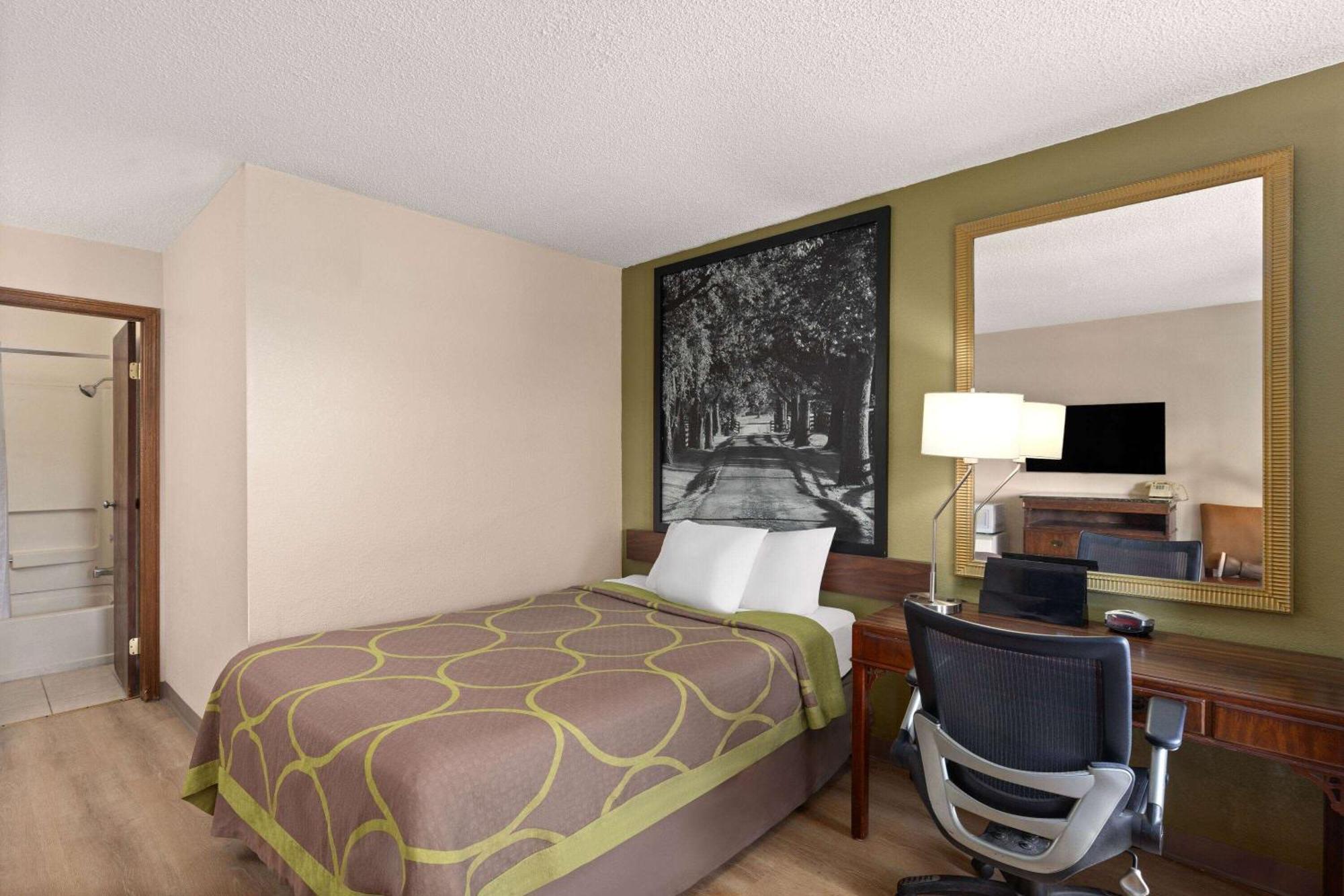 Super 8 By Wyndham Fort Mitchell Cincinnati Area Εξωτερικό φωτογραφία