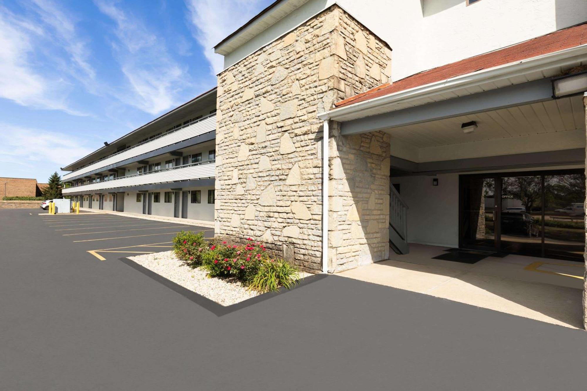 Super 8 By Wyndham Fort Mitchell Cincinnati Area Εξωτερικό φωτογραφία